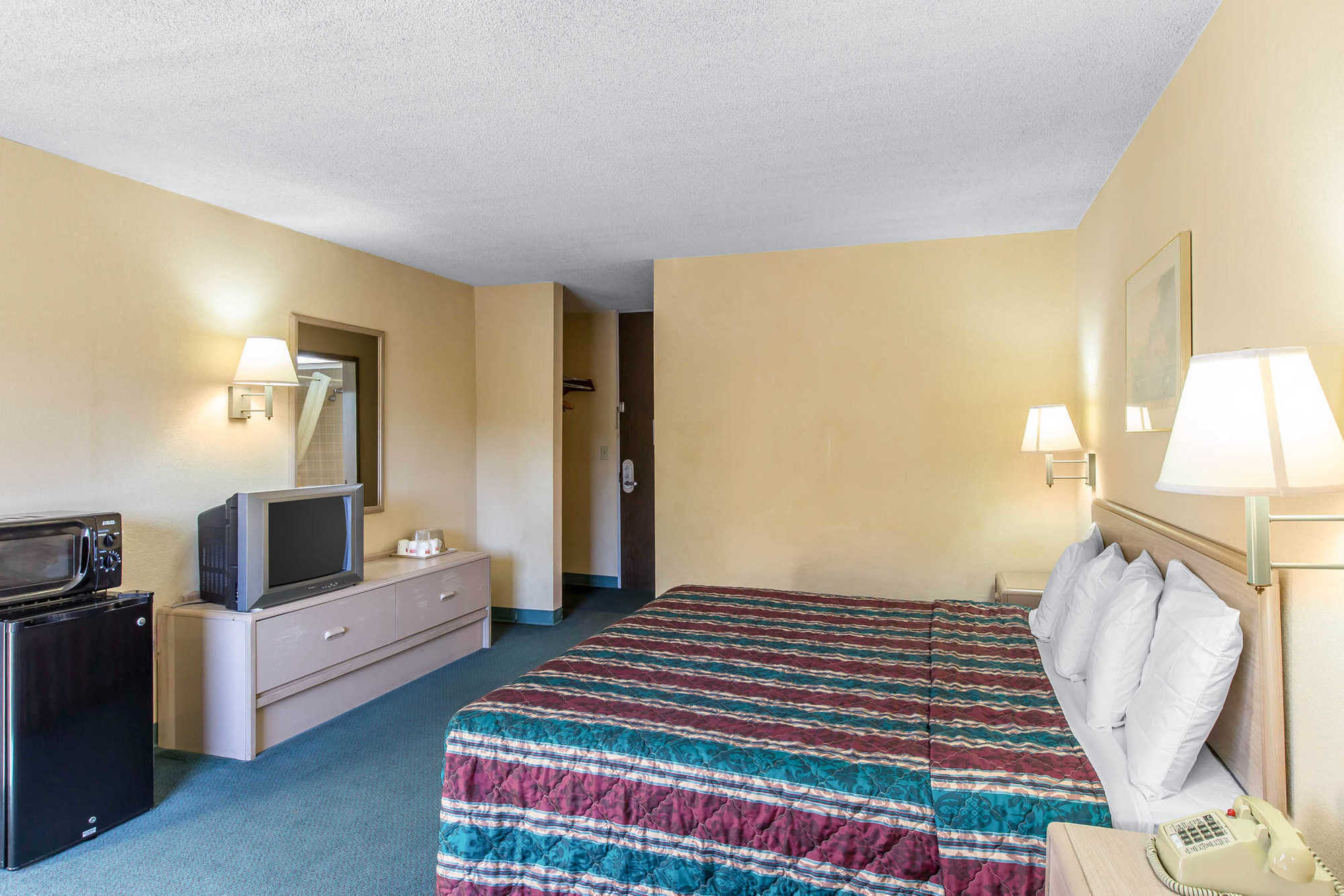 Travelodge By Wyndham Forsyth Cameră foto